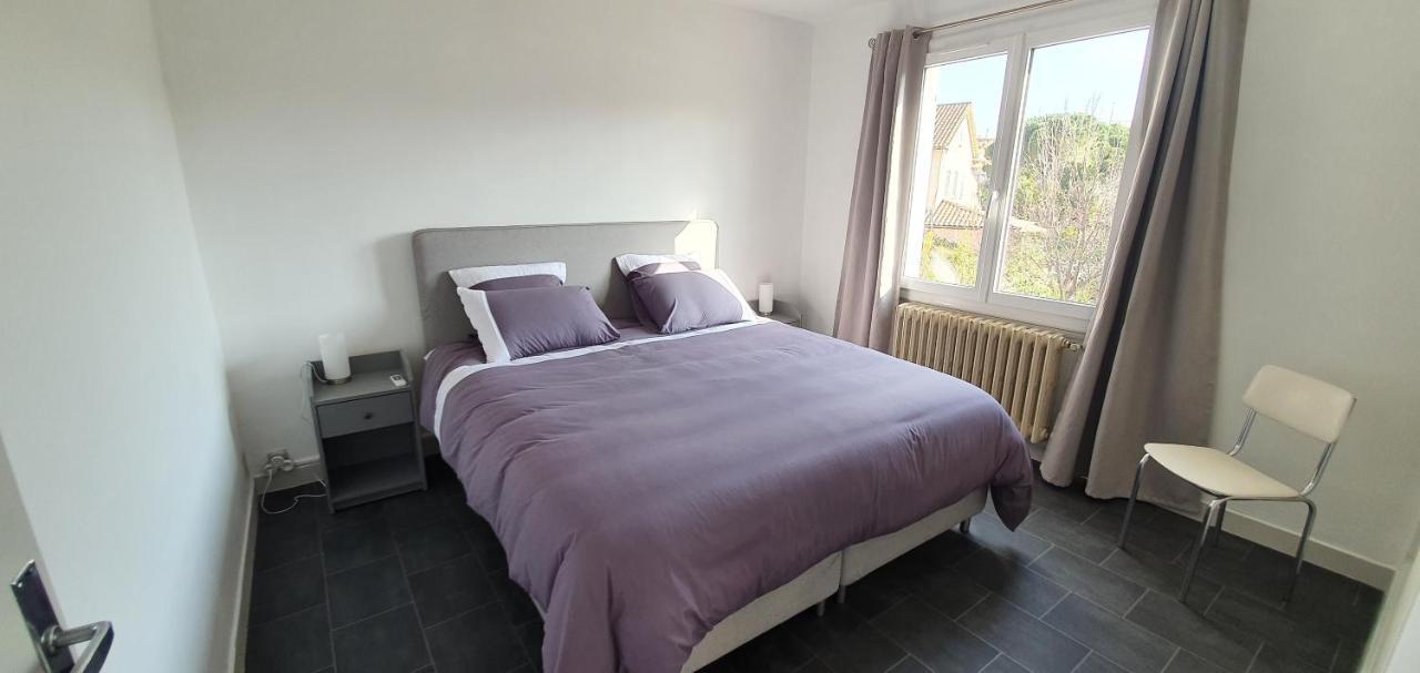 Appartement Entier Au Dessus De Villa, Climatisation Reversible Poele A Bois Tres Chaleureux , Wi Fi Parking Privee Gratuit Situation 500 M, Plage Et Centre Ville Sanary-sur-Mer Εξωτερικό φωτογραφία